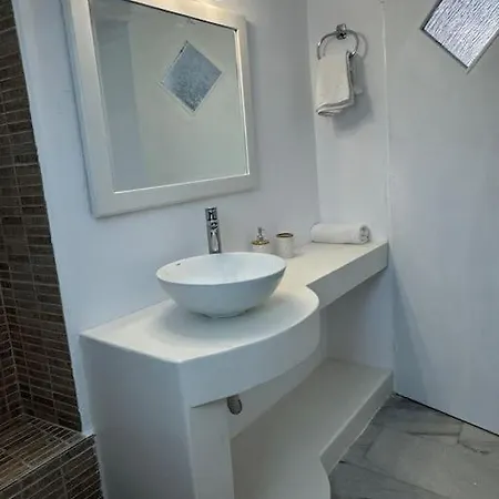 Holiday home Marielen House